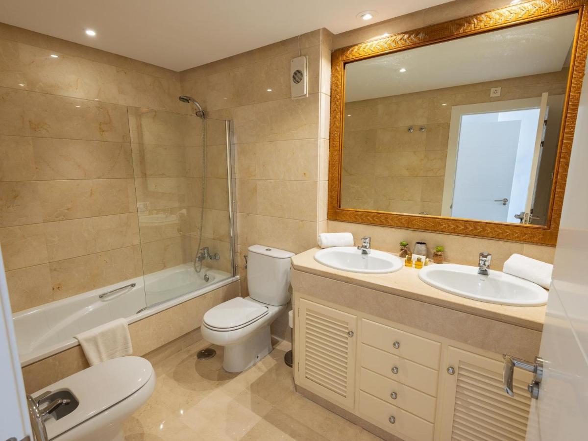 Appartamento Vacation I Puerto Banus Sea Front, View, 24-7 Security, Pool