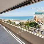 Vacation Marbella I Puerto Banus Sea Front, Best View, 24-7 Security, Pool