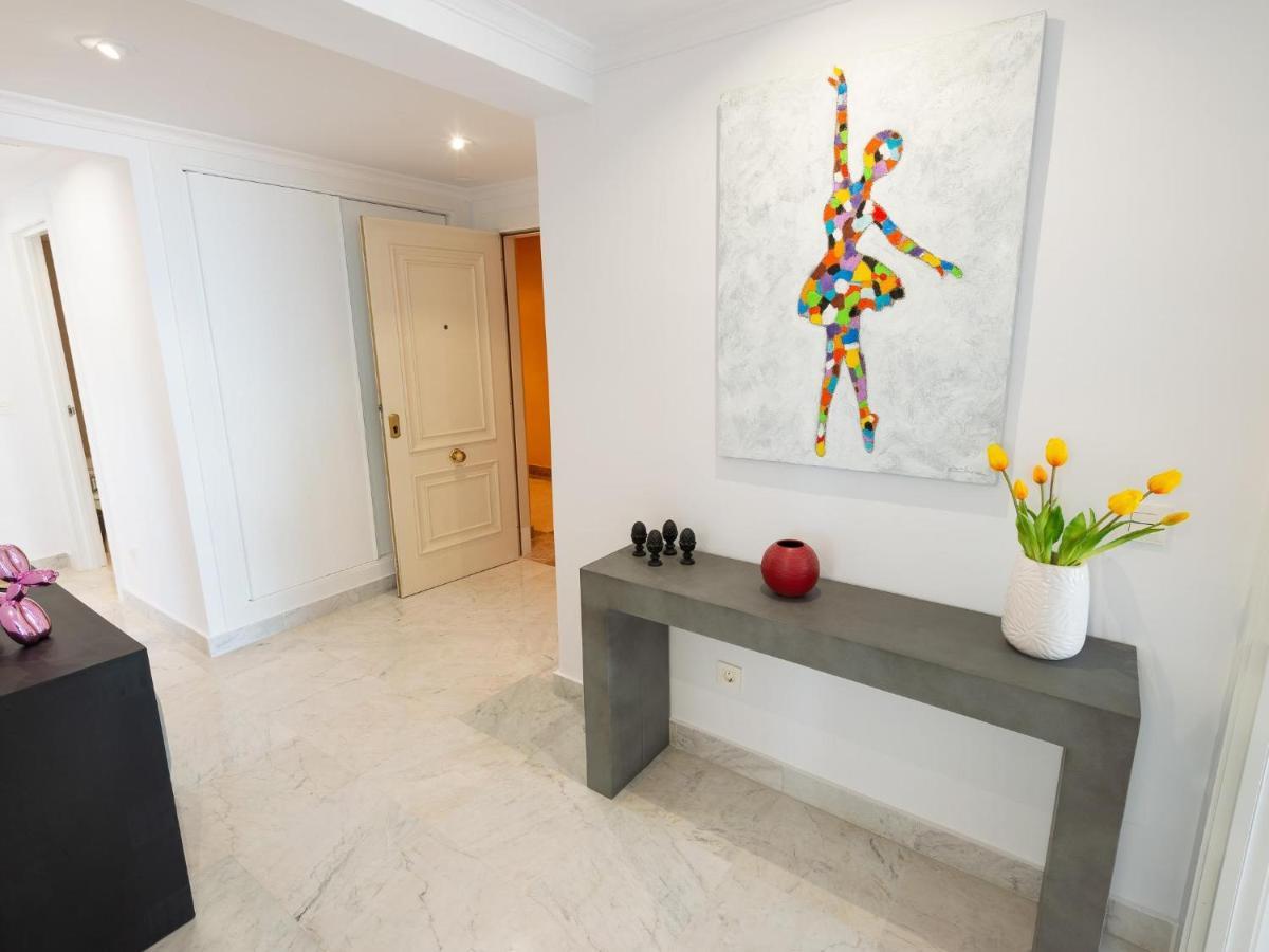 Vacation I Puerto Banus Sea Front, View, 24-7 Security, Pool Apartamento